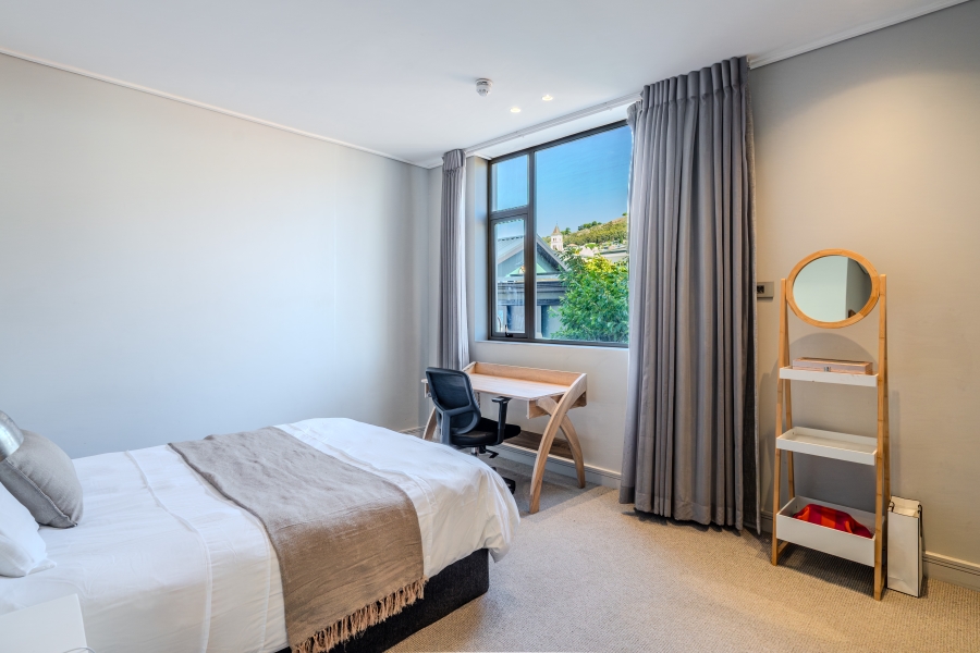 1 Bedroom Property for Sale in Green Point Western Cape